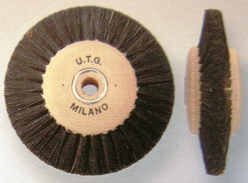 42100M 77x3L - Spazzola Circolare ranghi convergenti
